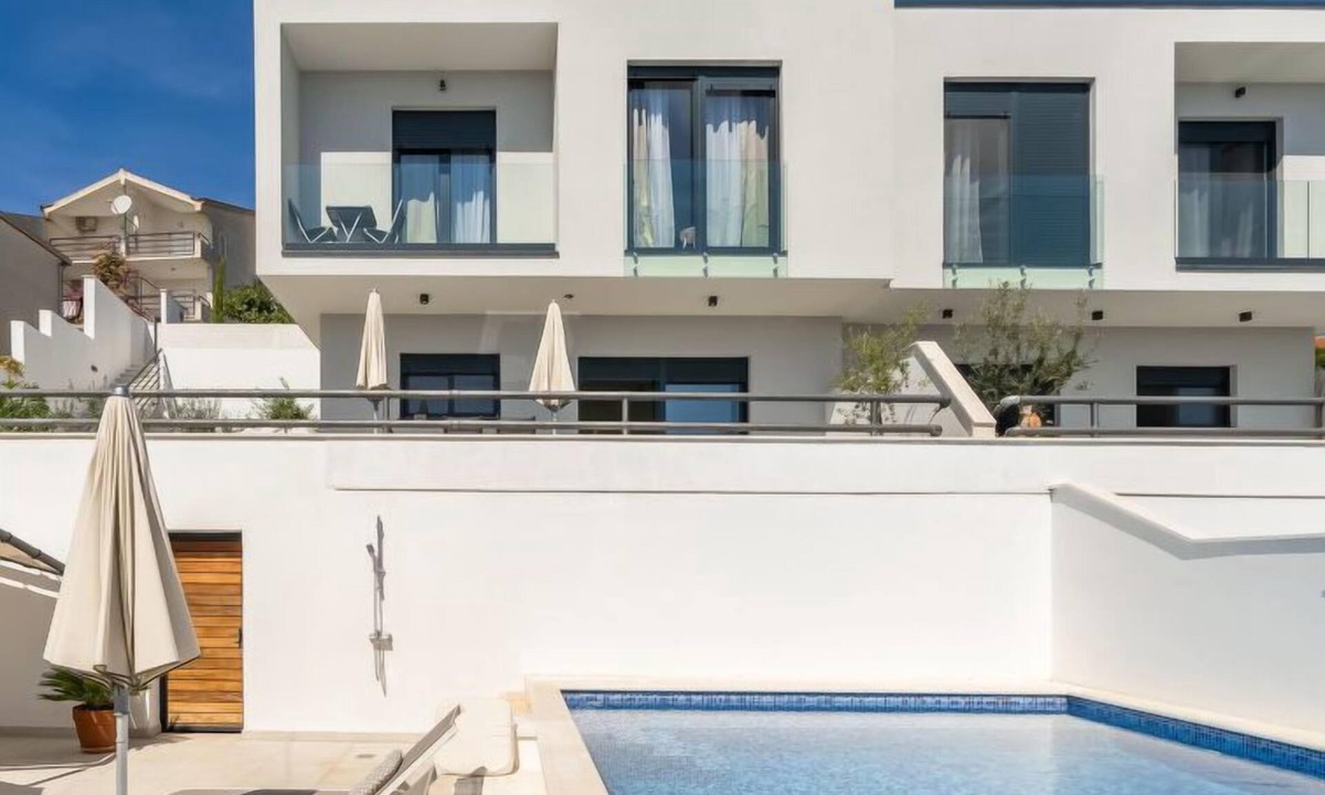 Okrug Gornji House | Villa Meri 2 by Interhome