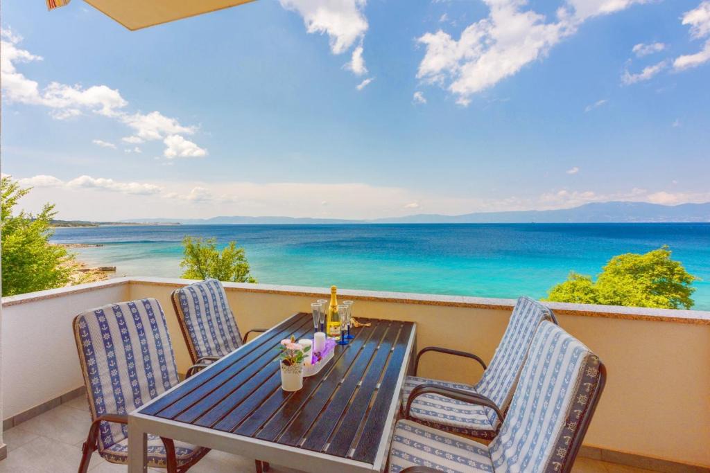 Kraljevica Apartment | VILLA MILJANA 3