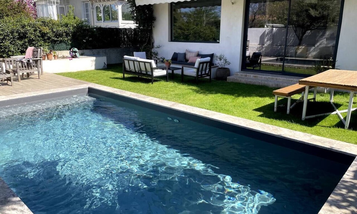 Sainte-Marguerite Villa | Villa Mimosas: garden & swimming pool near To Vélodrome