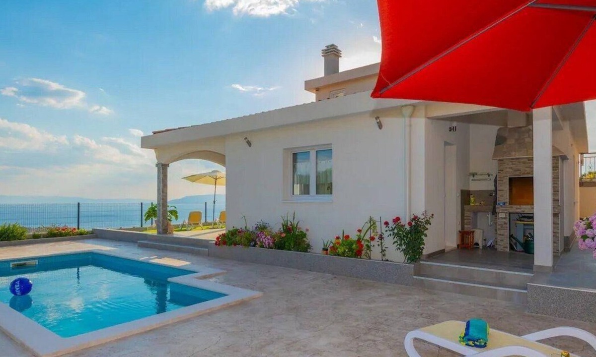 Moca House | Villa Mira Mel