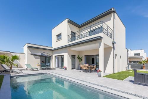 Serignan Villa | Villa Miray - Beach & Pool