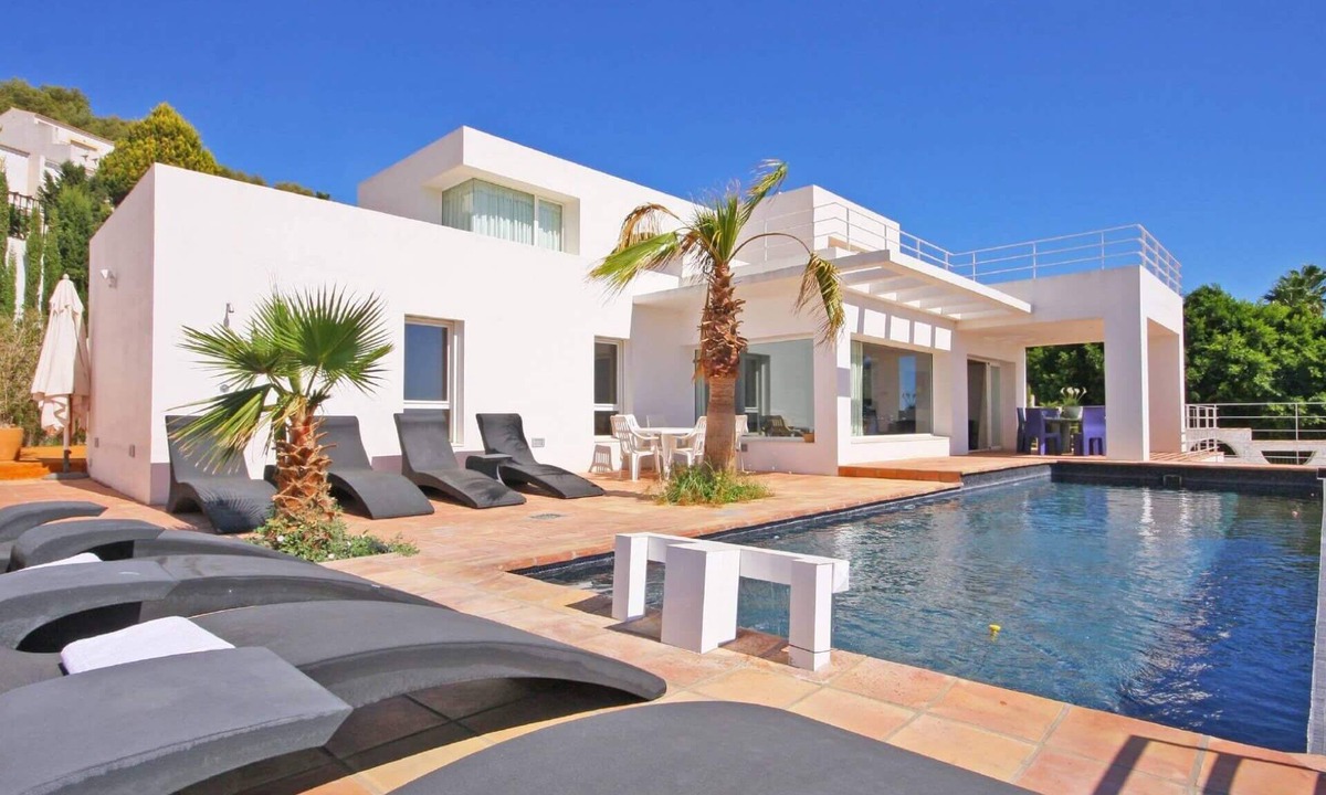 Casas de Torrat Villa | Villa Moderna - PlusHolidays