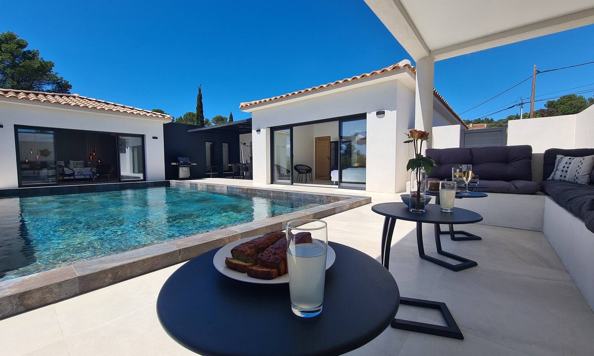 Puget Villa | Villa Moderne au Coeur du Luberon