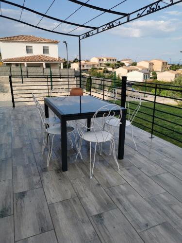 Aramon Villa | Villa moderne sur les hauteurs d'Aramon