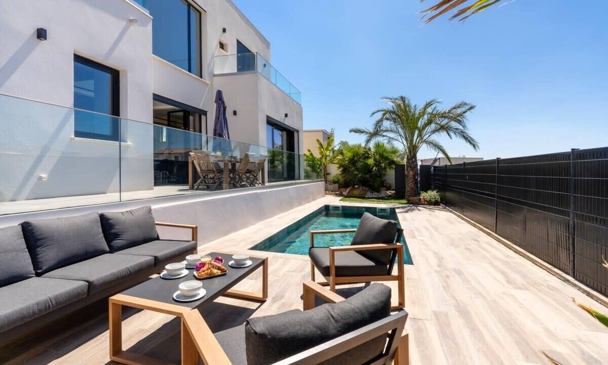 Serignan Villa | Villa Monégasque, elegance & private pool