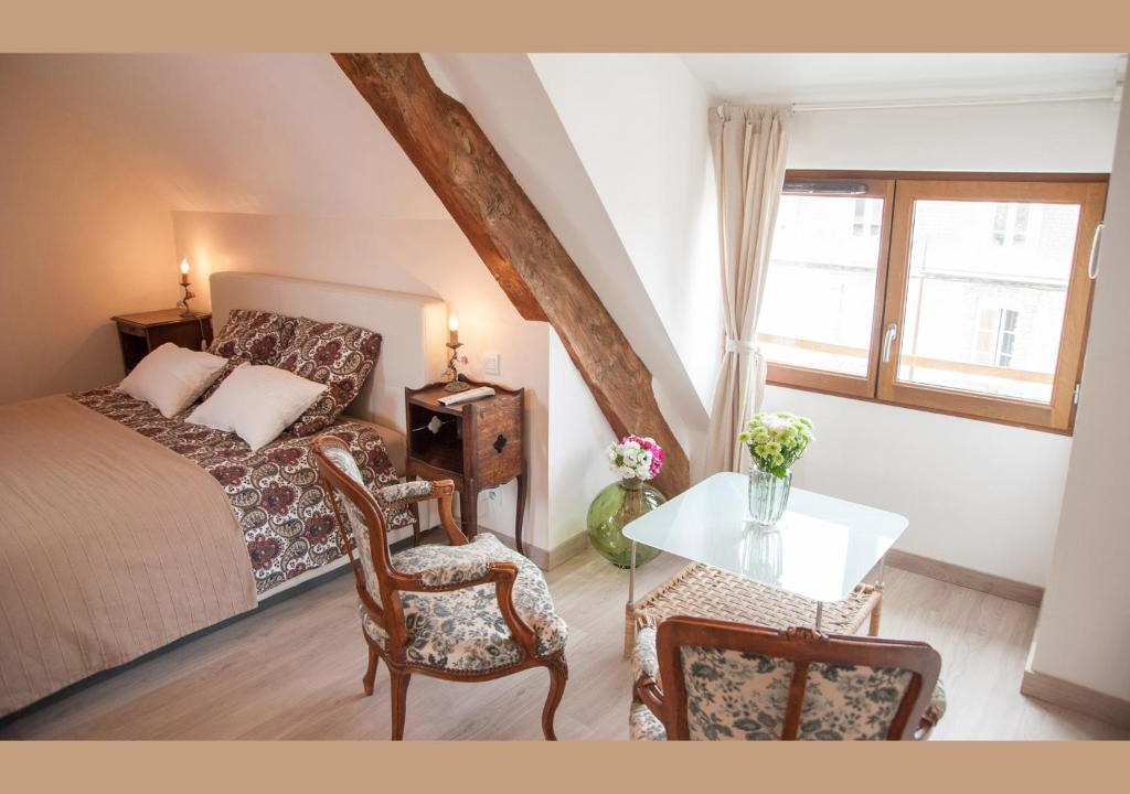 Pontorson Bed & Breakfast | Villa Mons