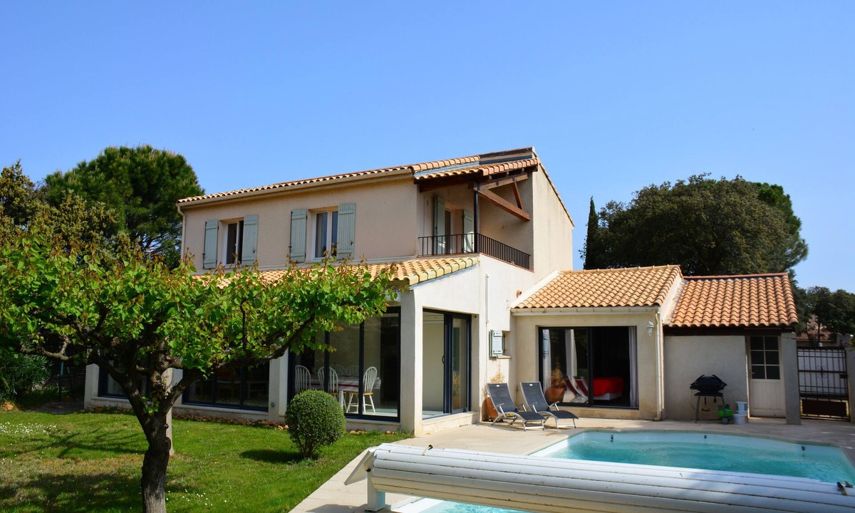 Villeneuve-les-Avignon House | Villa near Avignon, comfortable, garden, swimming pool