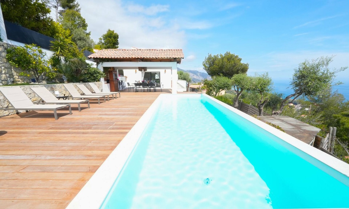Fontvieille Villa | Villa Near Monaco - Sea View