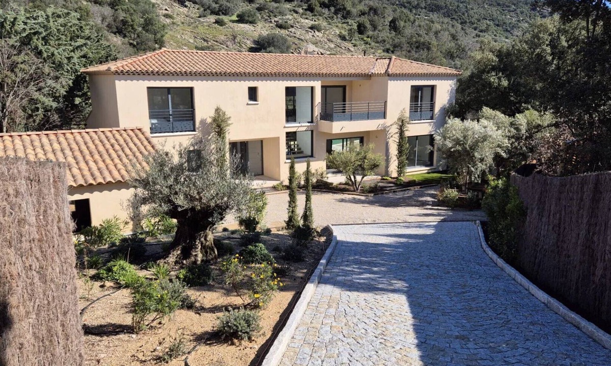 Plan-de-la-Tour Ski Chalet | VILLA NEUVE LES PRES