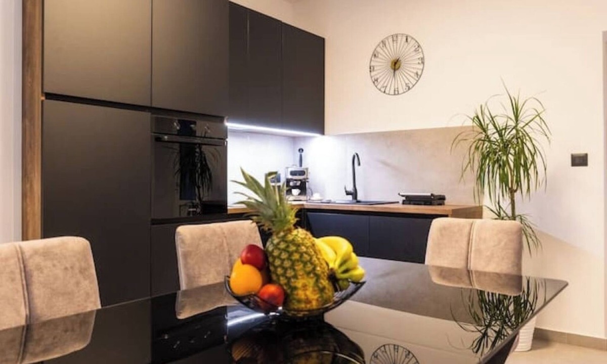 Rozat Villa | Villa Nono - Three Bedroom Villa with Terrace and Swimming pool