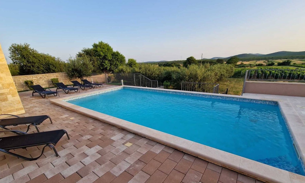 Stankovci Villa | Villa Oasis with swimming pool