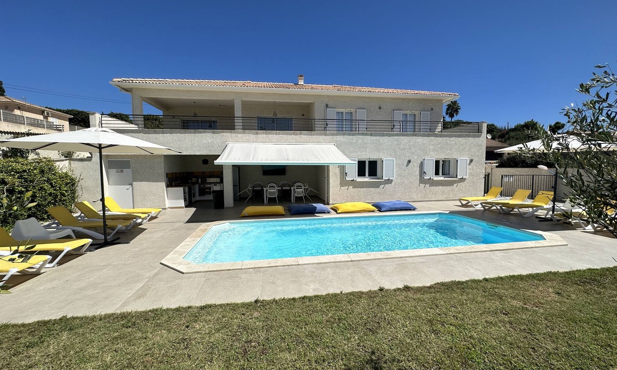 Aleria Villa | Villa of Oro Aleria Corsica
