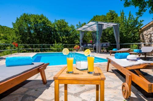 Zmijavci House | Villa Ognjištar Private Pool Quiet Location Makarska Riviera Hinterland