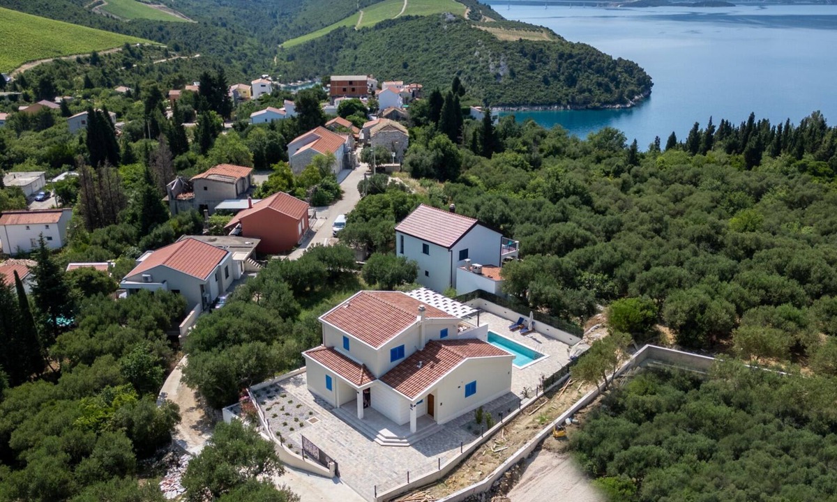 Kremena Villa | Villa Olea by Villas Guide