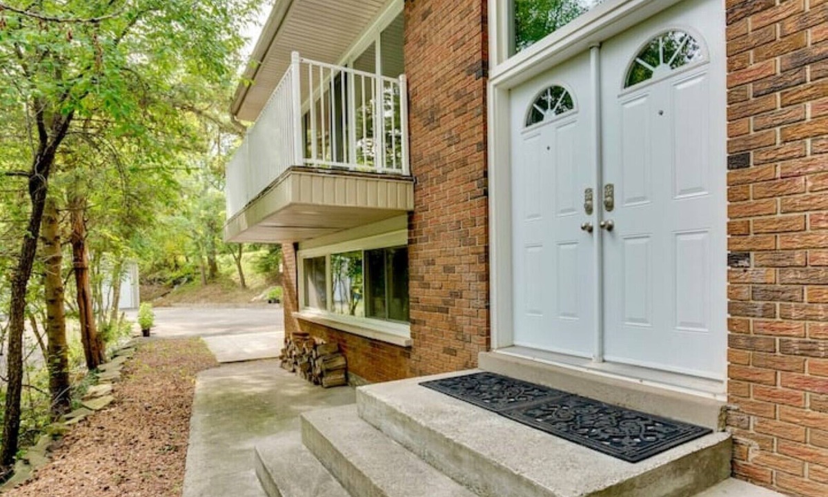 Mount Pleasant Villa | Villa on the Hill