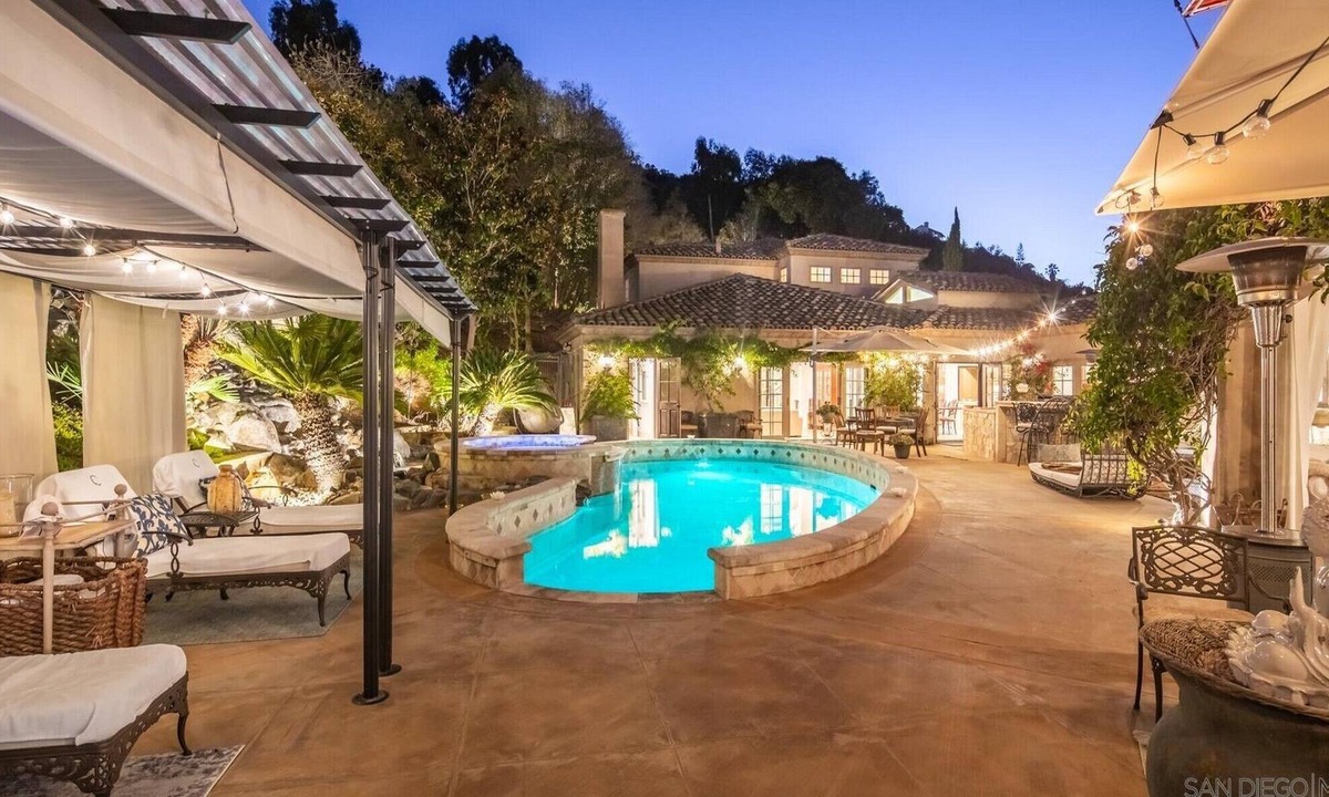 Hidden Valley House | Villa Pacifica by Bluewater Vacation Homes - Luxury Oceanview Estate