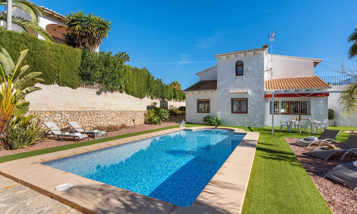 Fanadix Villa | Villa Padilla - PlusHolidays