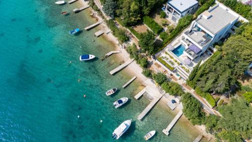 Smrika Villa | Villa Palazzo Emanuel by Villas Guide