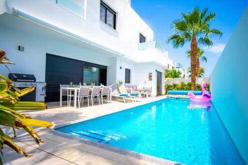 Los Cuarteros Villa | Villa Palmera Lo Pagan