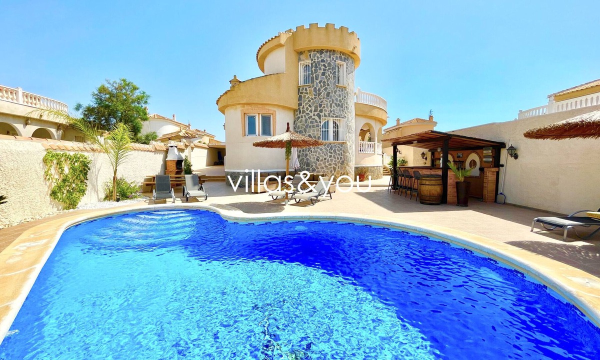 Quesada Villa | Villa Palmera Ciudad Quesada by Villas&You