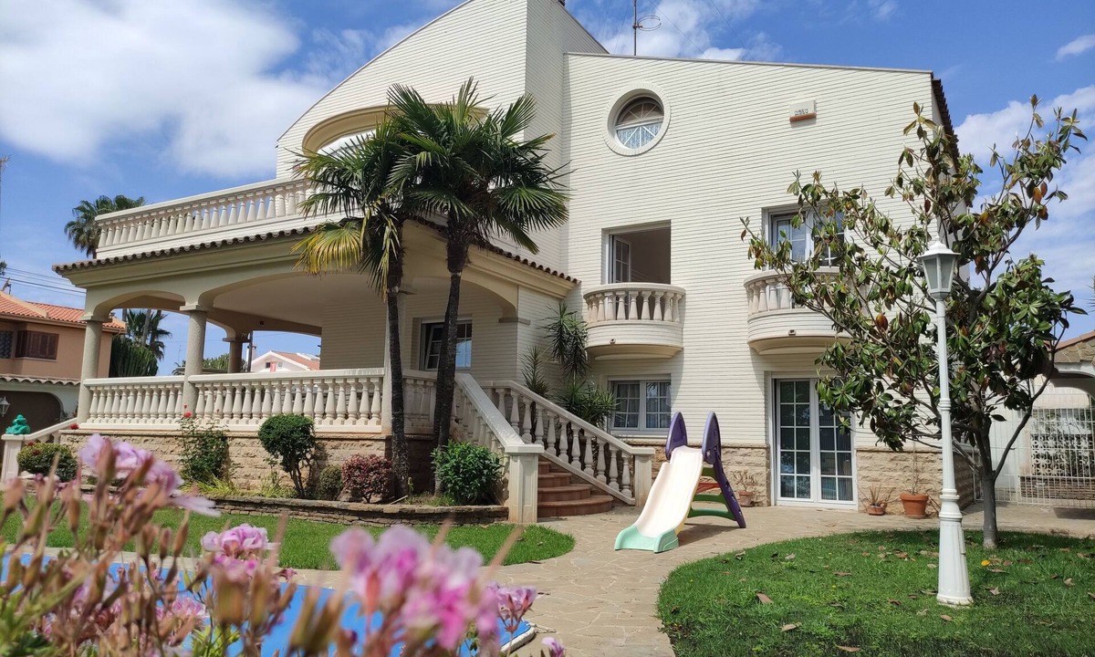 Benicarlo Villa | Villa Papa Luna, special for large families