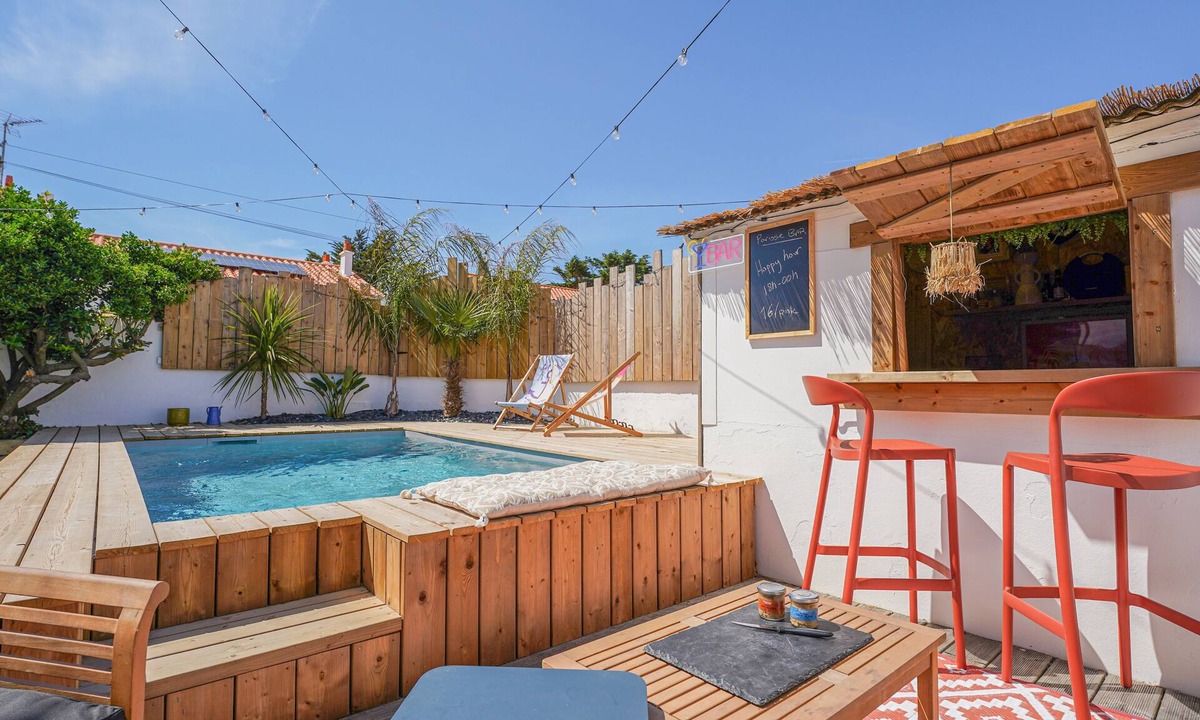 La Chaume House | Villa Parisse - Five Bedroom House, Sleeps 9