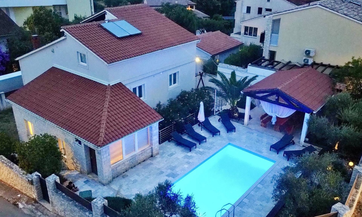 Liznjan Villa | Villa Parlera