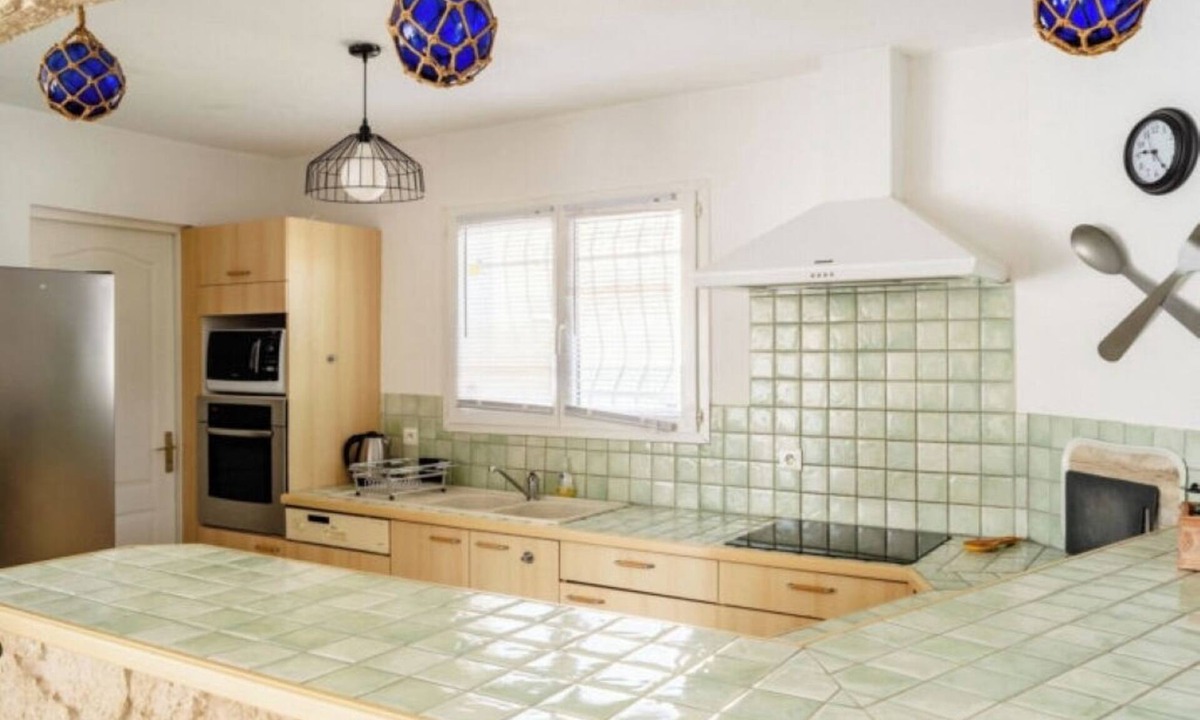 Ginestas Villa | VILLA PETITS OLIVIERS