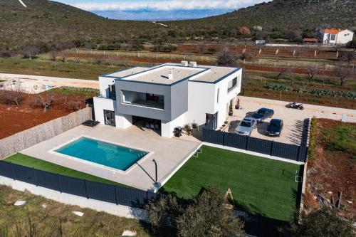 Debeljak Villa | Villa Podversie