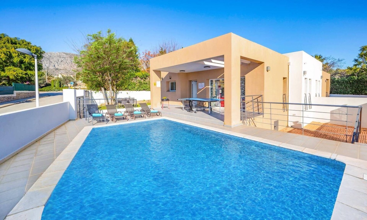 Beniarbeig Villa | Villa Pomera Dos by Villa Plus