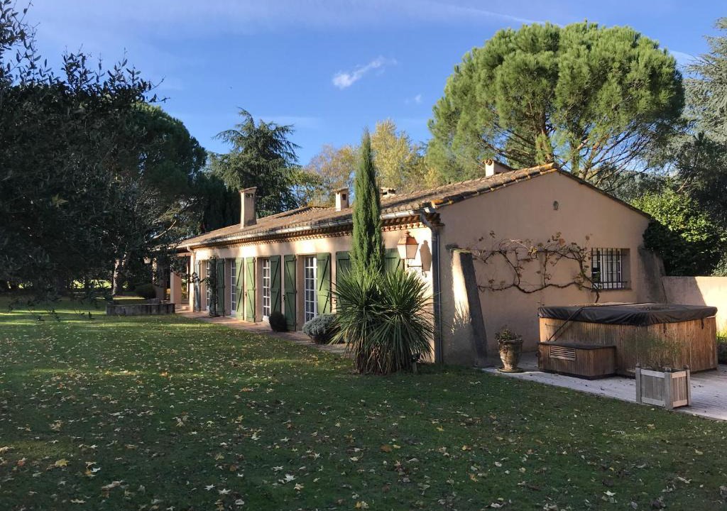 Aussillon Villa | Villa provençale avec Spa et Piscine