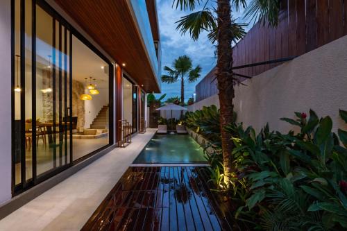 Mas Villa | Villa Purwa East by BaliSuperHost