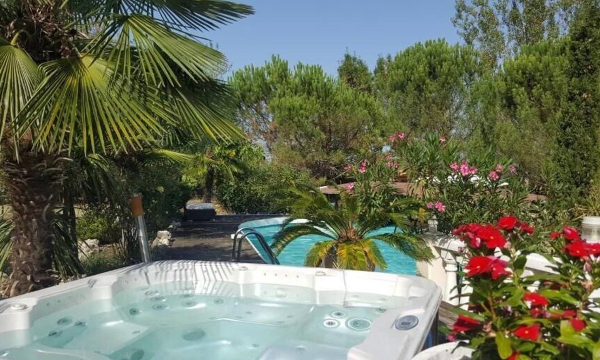 Montcabrier Villa | Villa Raffy Oasis D'exception