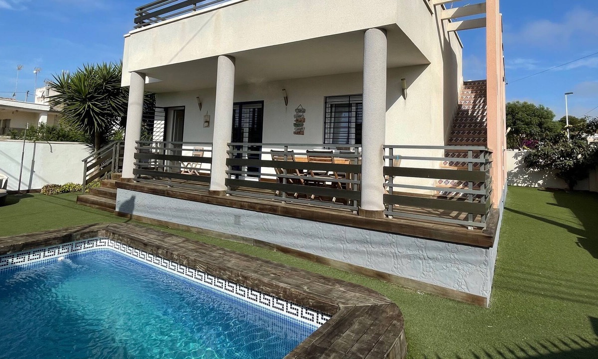 Guardamar del Segura Ski Chalet | Villa Rebollo Beach