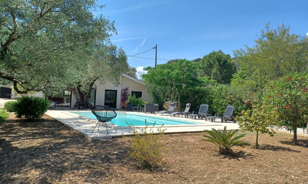 Sollies Pont House | Villa rental SOLLIES PONT