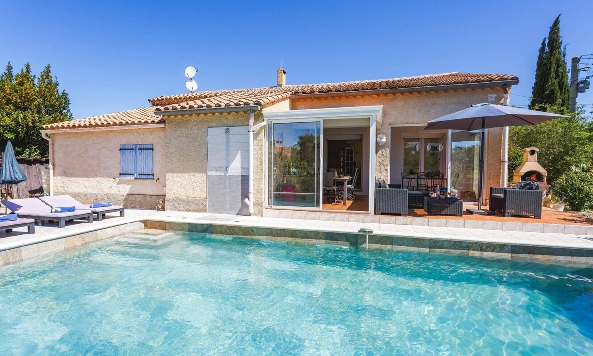 Argeliers Villa | Villa Repose by Villa Plus