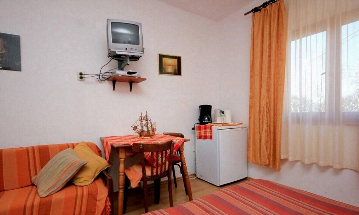 Brsecine Apartment | Villa Ro - Ela - Double or Twin Room with Garden View - S3