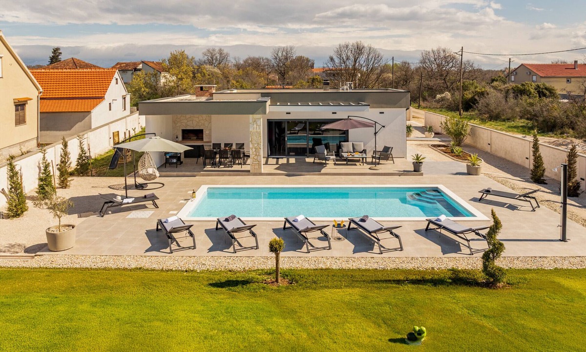 Zemunik Donji Villa | Villa Ro&Lu ZadarVillas
