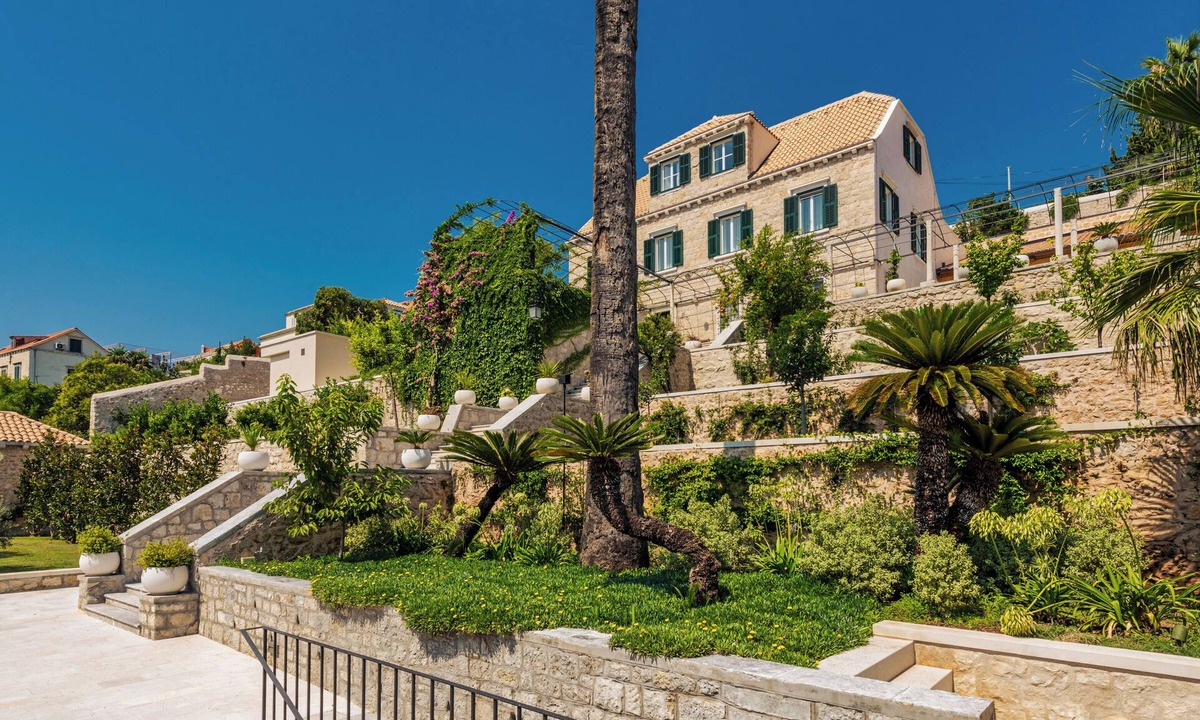 Gornji Kono Villa | Villa Rossetta with a Pool and Large Garden in Downtown Dubrovnik
