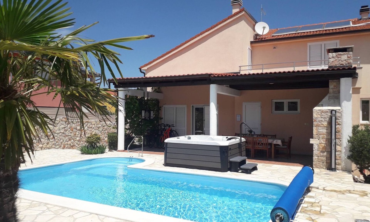 Murter Villa | Villa Roza Murter - with outdoor pool and jacuzzi