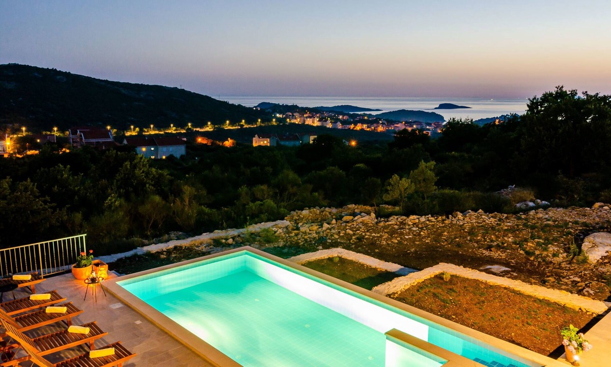 Zvekovica Villa | Villa Rubea