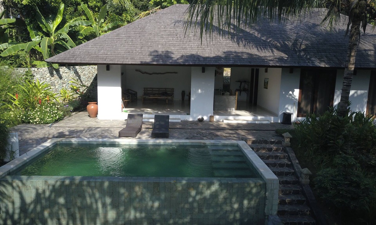 Batu Layar Villa | Villa Rubi