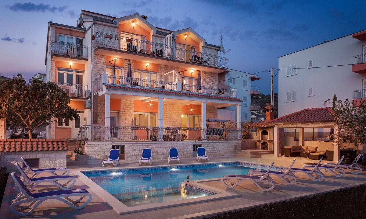 Poljica Apartment | Villa S&B Matijas, Apartment A6 with swimming pool