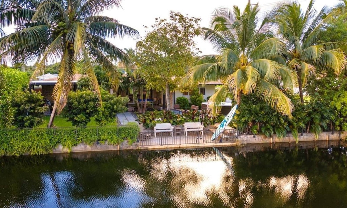 El Portal Villa | Villa Sausalito | Riverview | Hot Tub | Billiards