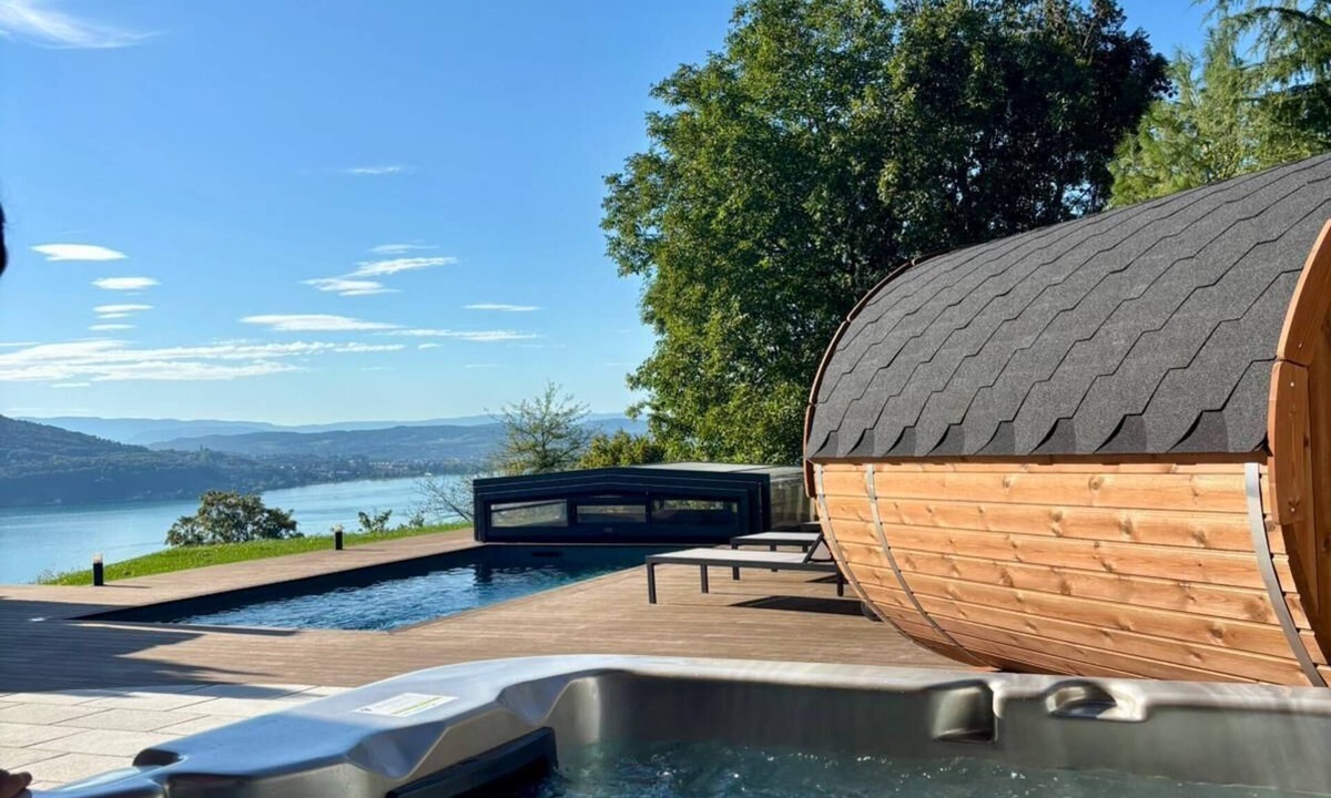 Veyrier-du-Lac House | Villa Savoie: The elegance of a private villa with pool, sauna and Jacuzzi - lake view