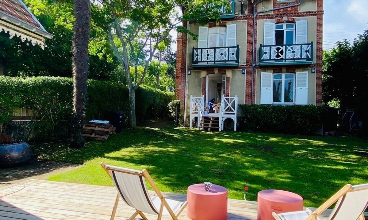 Villers-sur-Mer Villa | Villa sea view Chantemerle sleeps 11