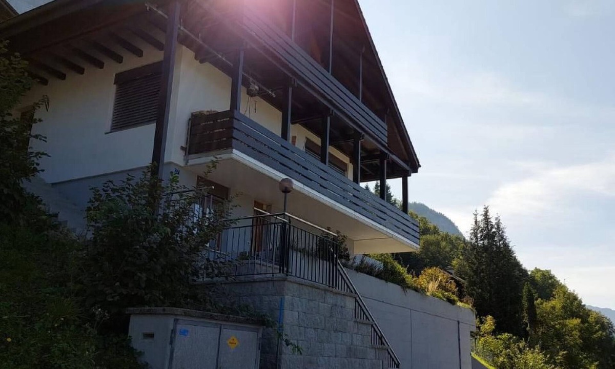 Ruetli House | Villa Seelisberg mit Jacuzzi und Panoramablick by Interhome