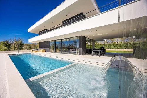 Sterna Villa | Villa She Luxury