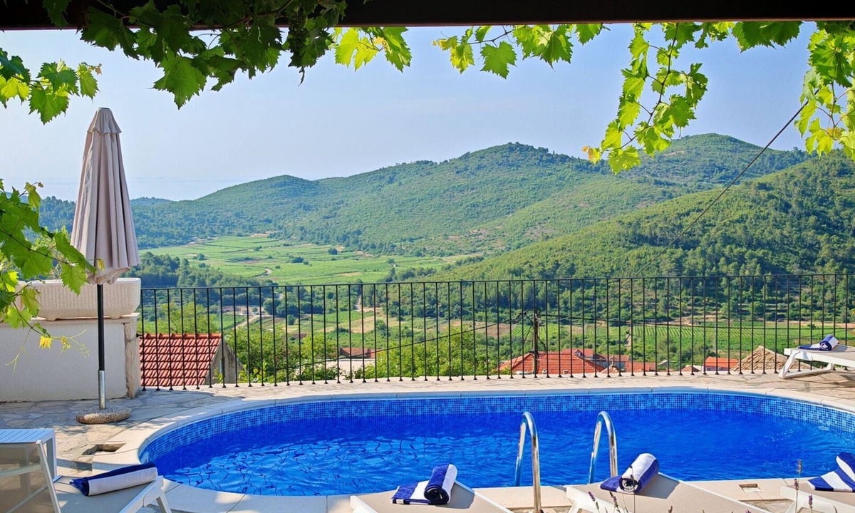 Smokvica Villa | Villa SMOQUIZZA by Villas Guide