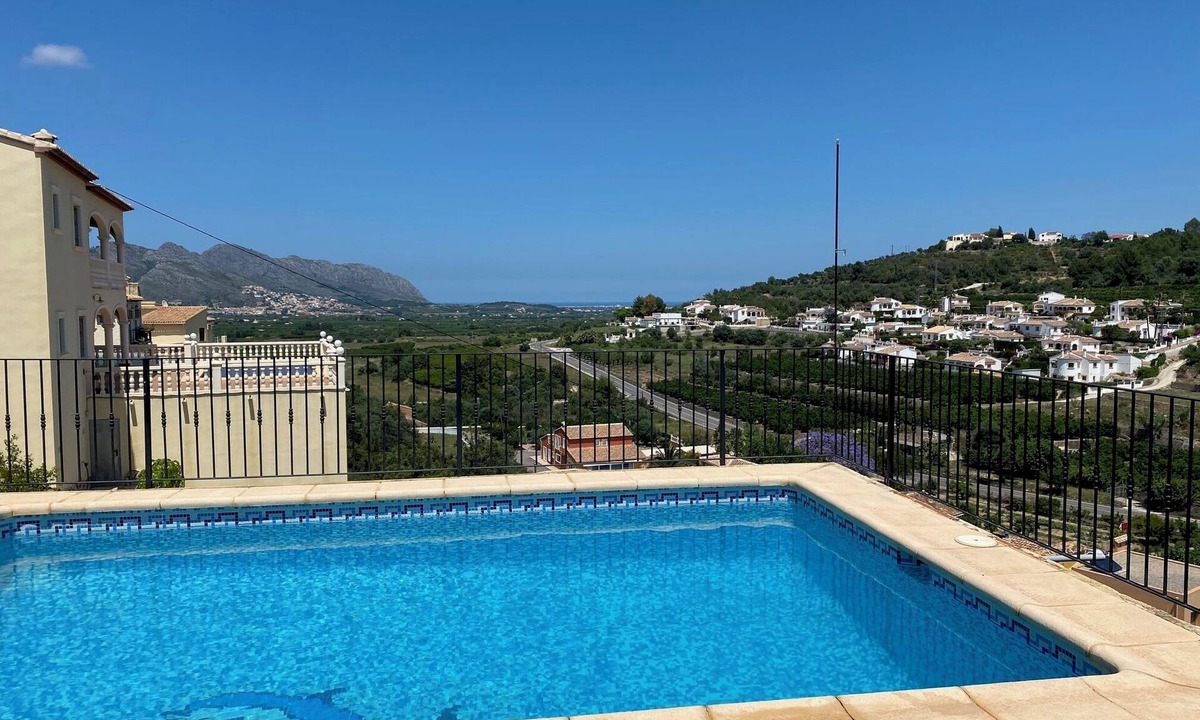 Orba Ski Chalet | VILLA SOLANA